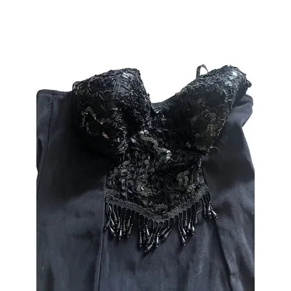 Vintage black lace short Bodycon dress - Picture 2 of 5